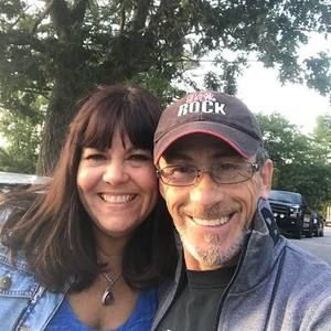 Meet your Posher, Carla